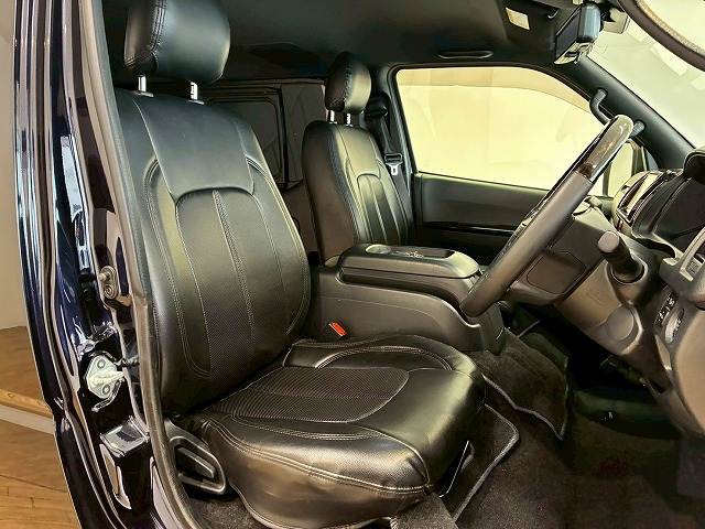 トヨタ&nbsp;ハイエースバンロングボディの画像9