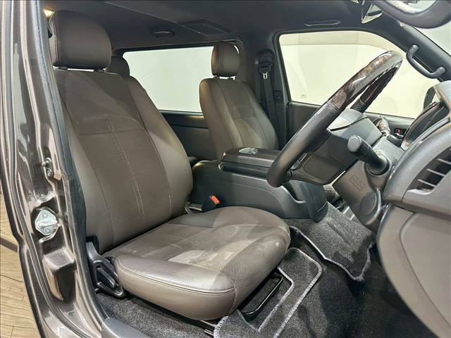 トヨタ&nbsp;ハイエースバンロングボディの画像9