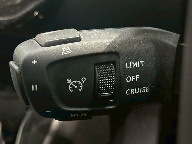 プジョー&nbsp;SUV　2008の画像5