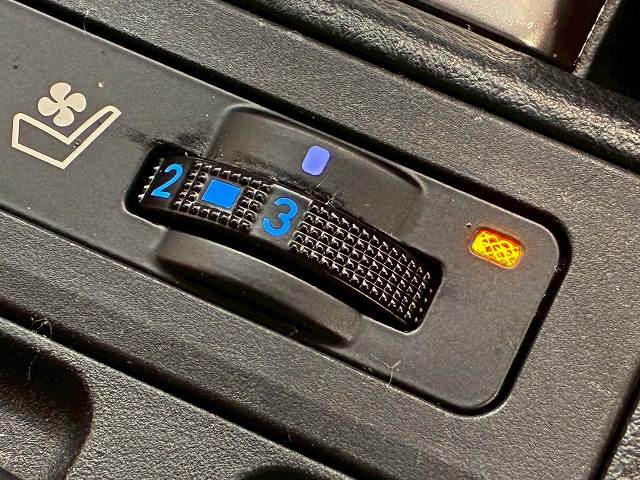 トヨタ&nbsp;ランドクルーザープラドの画像7