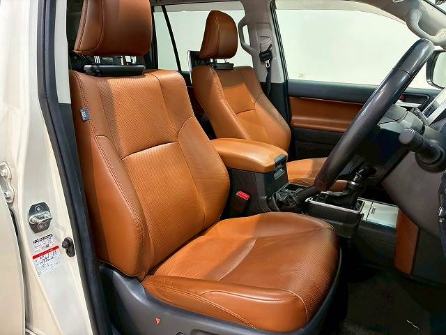 トヨタ&nbsp;ランドクルーザープラドの画像9