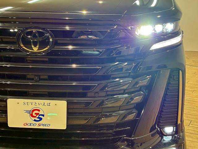 トヨタ ヴェルファイアハイブリッドの画像19