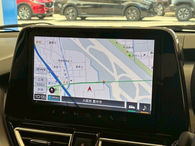 フロンクスベースグレード 内装他