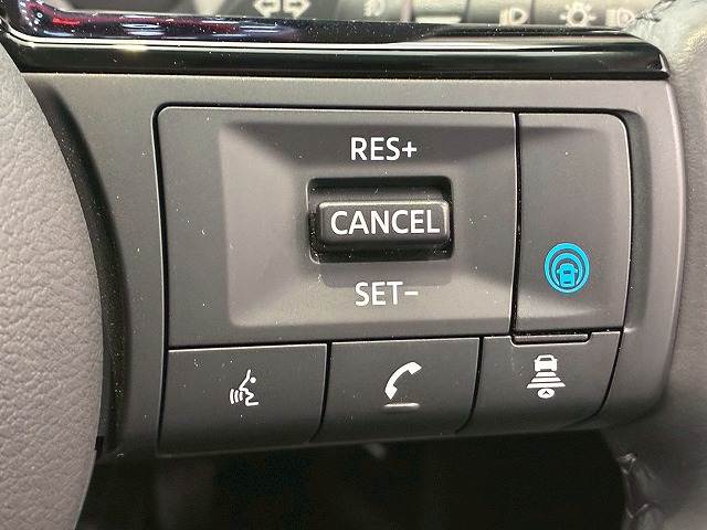 ノートオーラG 内装他