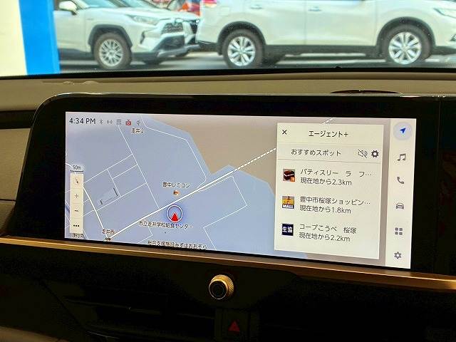 クラウンクロスオーバーG “Advanced・Leather Package” 内装他