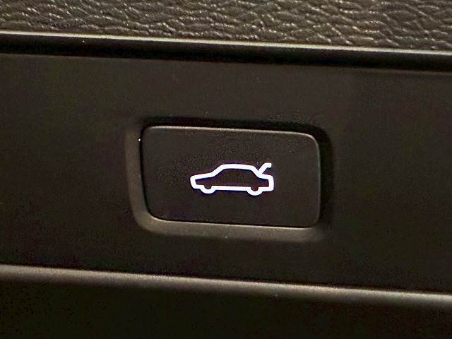 XC40Plus B3 クラスメートパッケージ 内装他