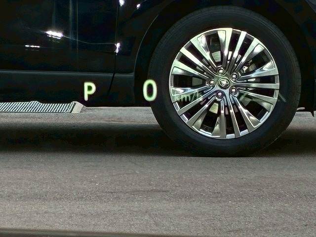 クラウンクロスオーバーG “Advanced・Leather Package” 内装他