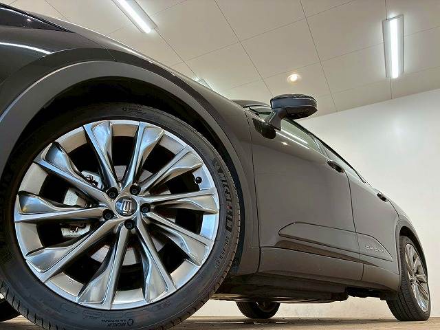 トヨタ クラウンクロスオーバーの画像18