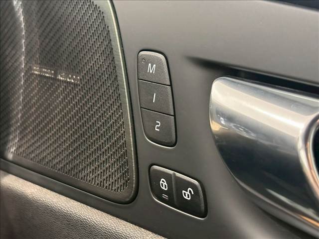 ボルボ XC60の画像8