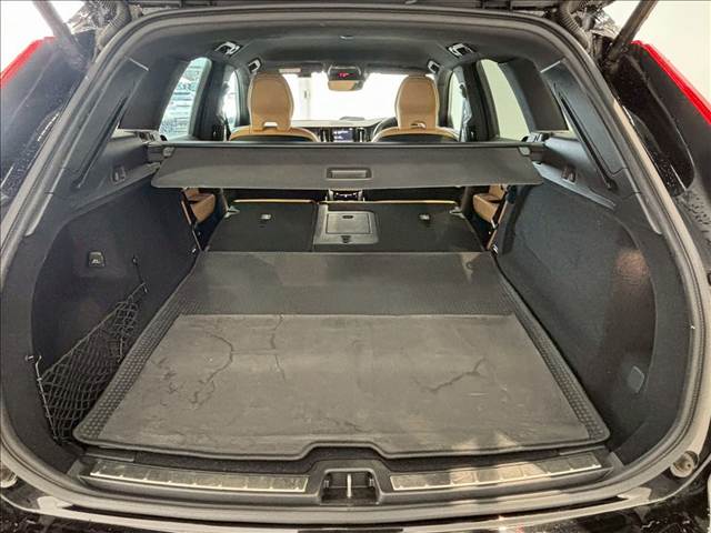 ボルボ XC60の画像11