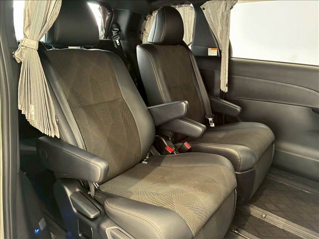 トヨタ&nbsp;エスティマの画像9