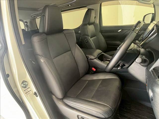 トヨタ&nbsp;アルファードの画像9