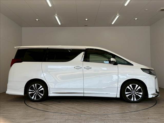 トヨタ&nbsp;アルファードの画像14