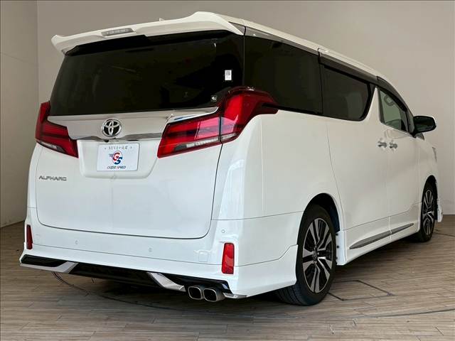 トヨタ&nbsp;アルファードの画像16