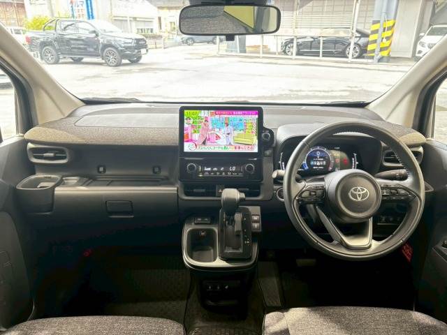 シエンタZ 7人乗り 内装他