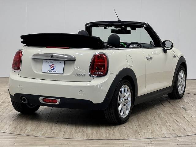 BMW MINI CONVERTIBLEの画像16