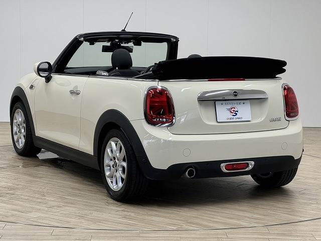 BMW MINI CONVERTIBLEの画像17