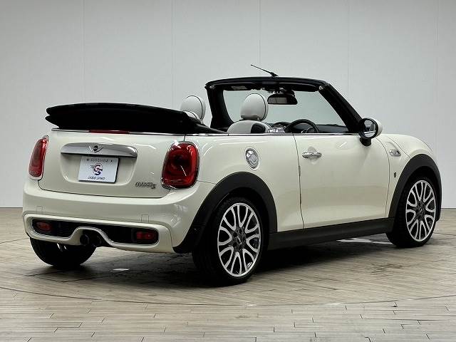 BMW MINI CONVERTIBLEの画像16