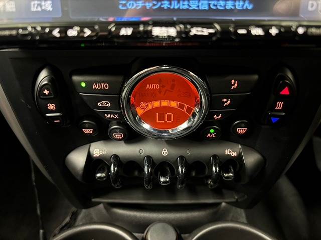 BMW MINI CROSSOVERの画像8