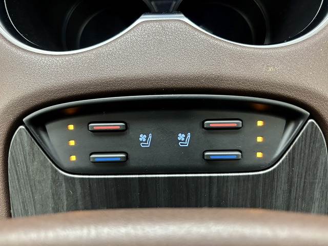 トヨタ ハリアーハイブリッドの画像7