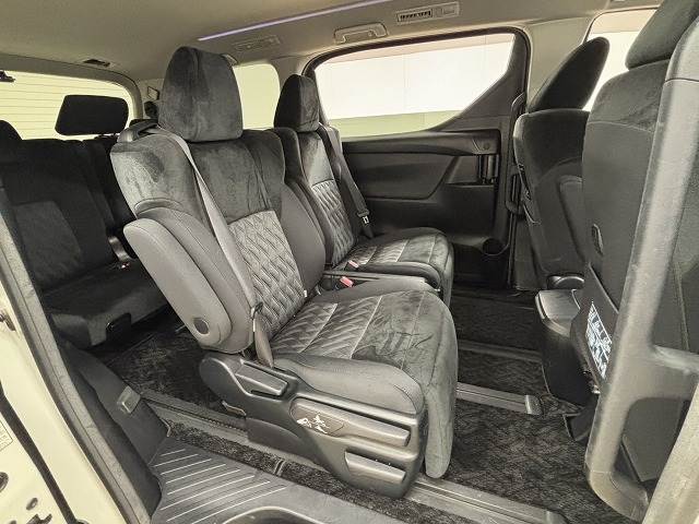 ヴェルファイアZ“A エディション” 内装他