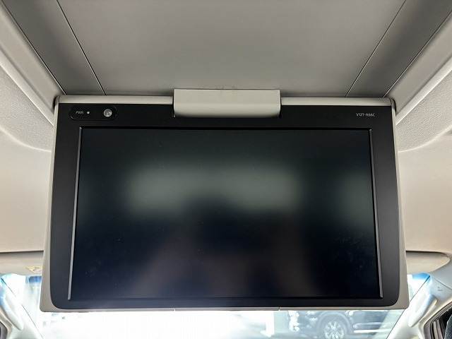 トヨタ ヴェルファイアの画像8