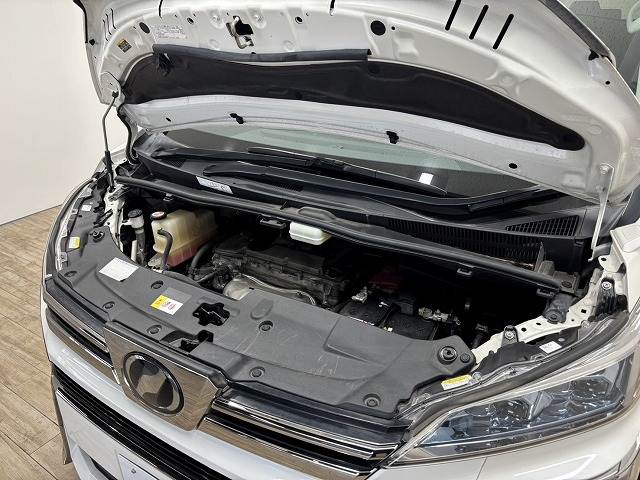 トヨタ ヴェルファイアの画像18