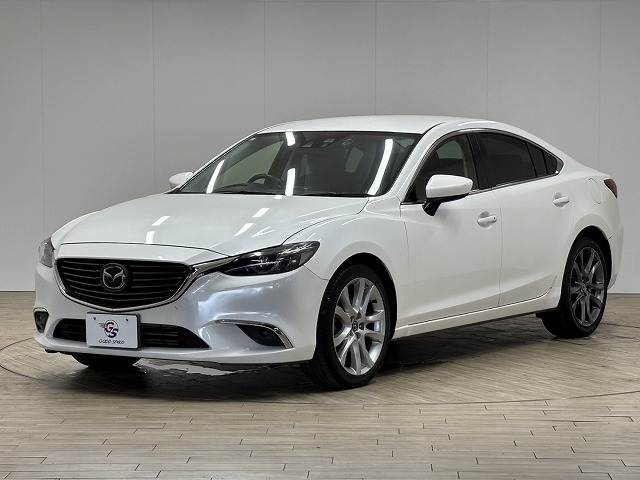 マサ We Test Ride the 30th Anniversary Green Machine, Kawasaki's