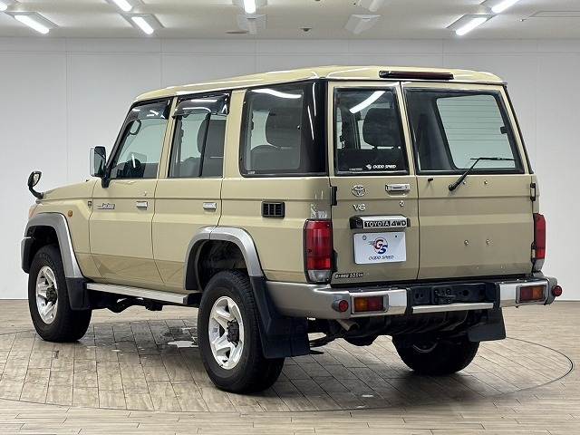 トヨタ ランドクルーザー70系の画像16