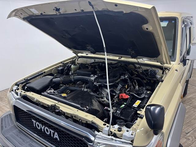 トヨタ ランドクルーザー70系の画像18