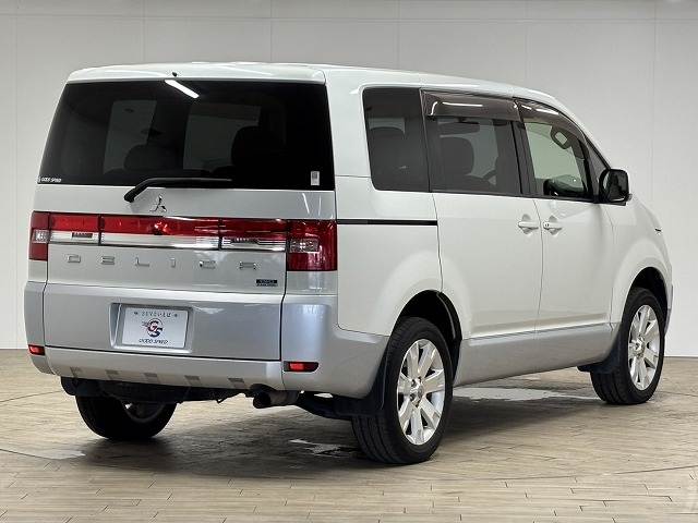 三菱 デリカD5の画像17