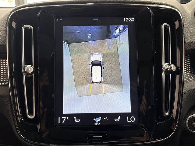 XC40T5 AWD R-Design 内装他