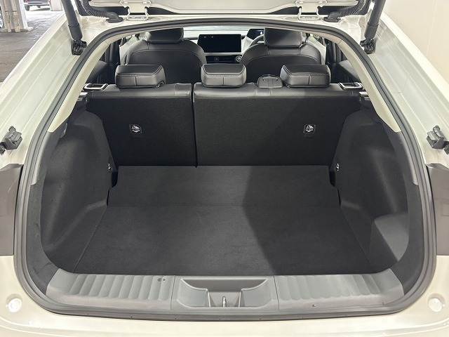 トヨタ プリウスの画像13