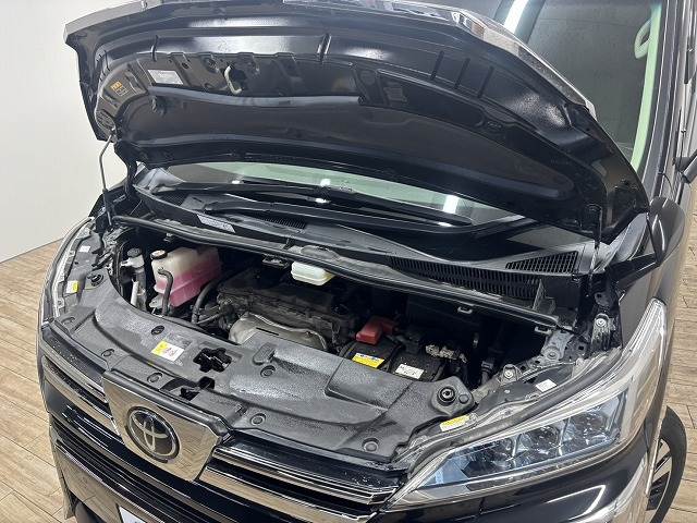 トヨタ ヴェルファイアの画像18