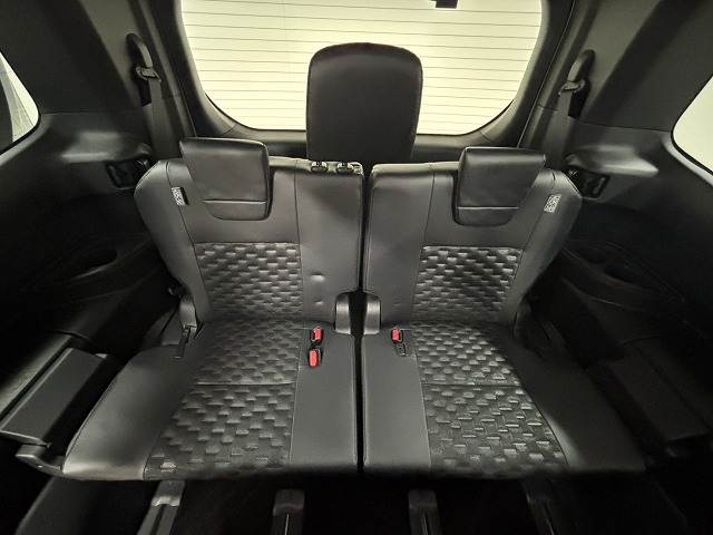 トヨタ ヴォクシーハイブリッドの画像7