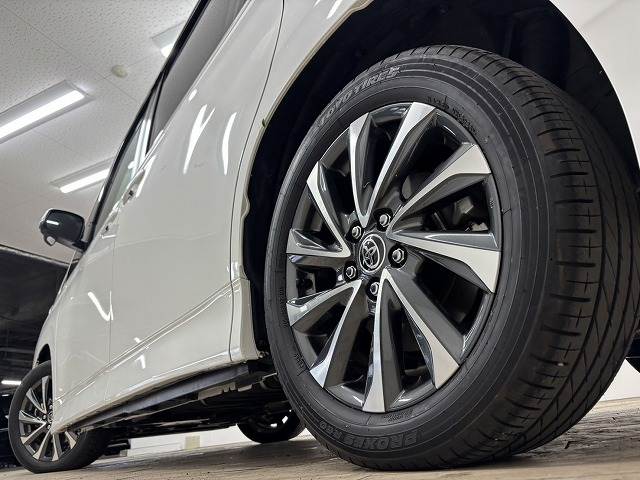 トヨタ ヴォクシーハイブリッドの画像19