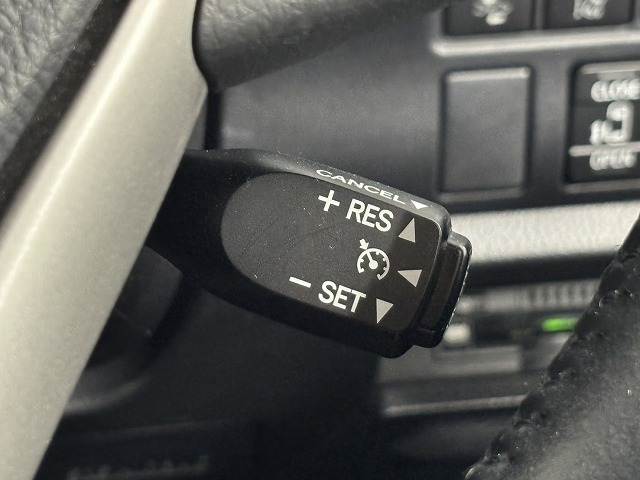 トヨタ ヴォクシーハイブリッドの画像8