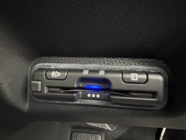 ホンダ ヴェゼルハイブリッドの画像11