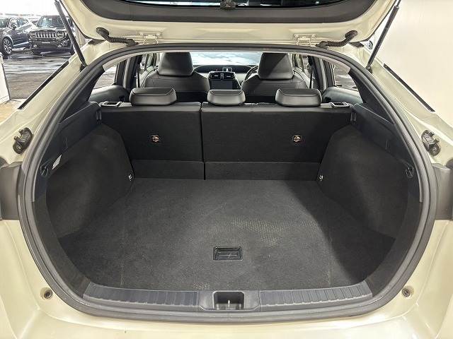 トヨタ プリウスの画像13