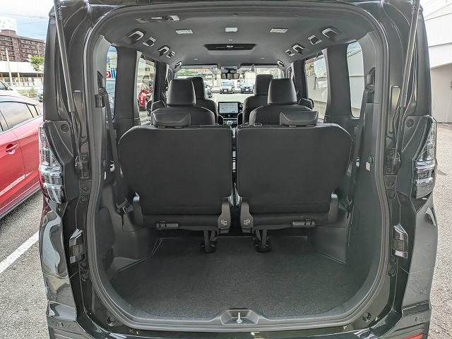 トヨタ ヴォクシーの画像13