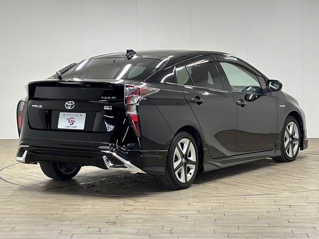 トヨタ プリウスの画像16