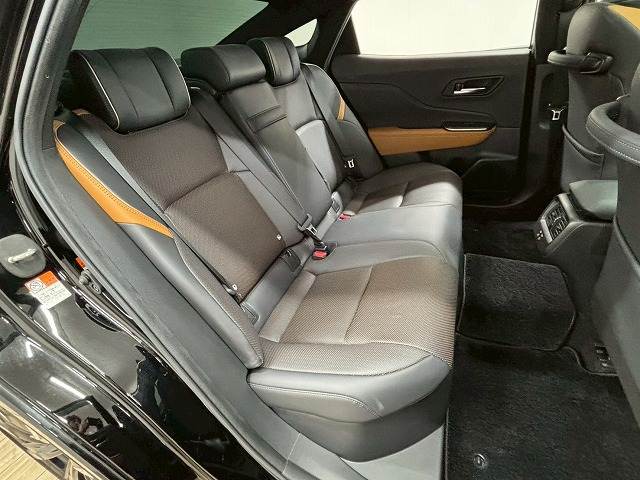 クラウンクロスオーバーRS “Advanced” 内装他