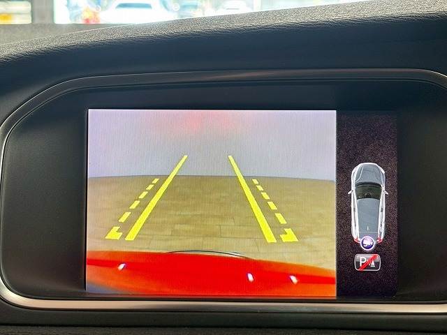 V40D4 Momentum 内装他