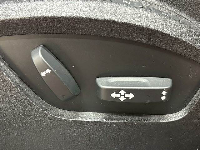 ボルボ V40の画像8