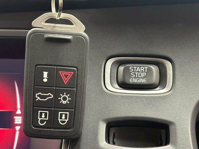 ボルボ V40の画像12