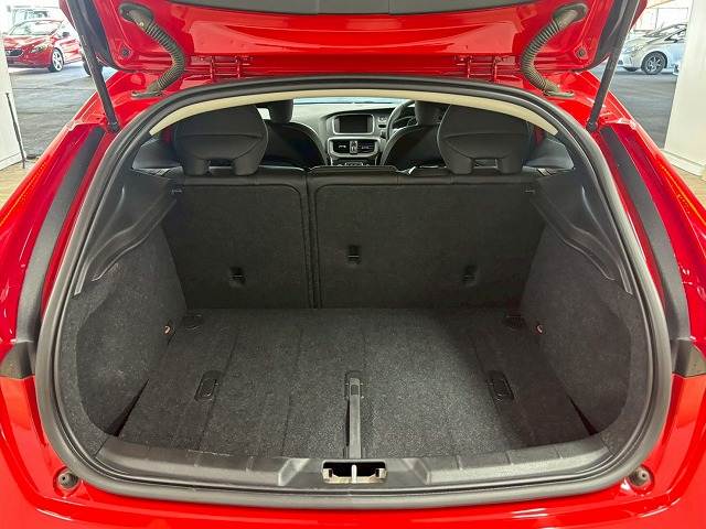 ボルボ V40の画像13