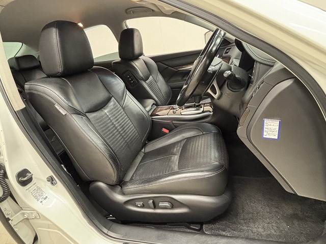 日産 フーガの画像5