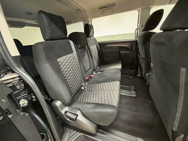 三菱 デリカD5の画像6