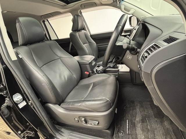 ランドクルーザープラドTX Lパッケージ 内装他