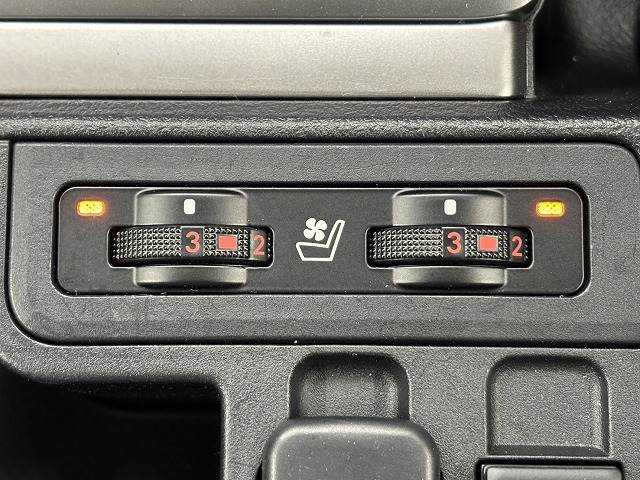 トヨタ ランドクルーザープラドの画像8